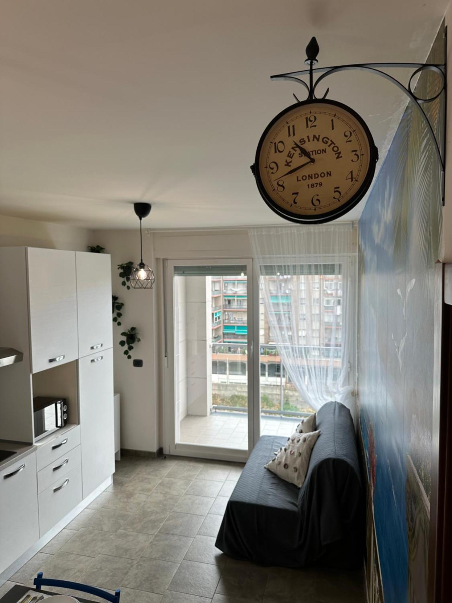 Il Gabbiano Savona "Luxury House" - Wifi, Parking, Shopping Center Apartment Luaran gambar