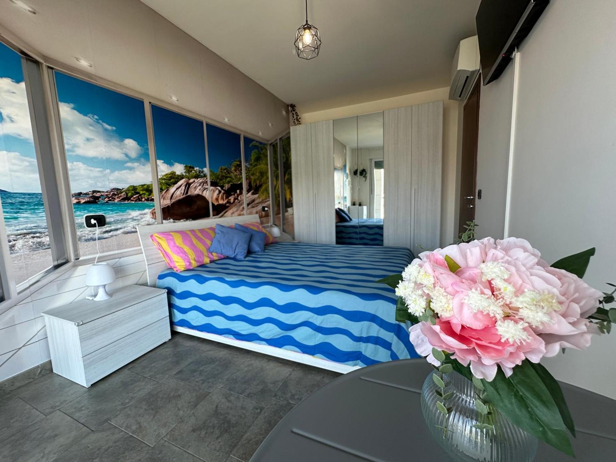 Il Gabbiano Savona "Luxury House" - Wifi, Parking, Shopping Center Apartment Luaran gambar
